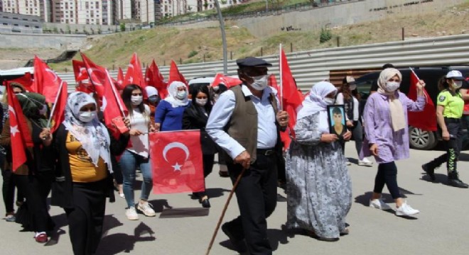 Şırnak anneleri HDP den çocuklarını istiyor